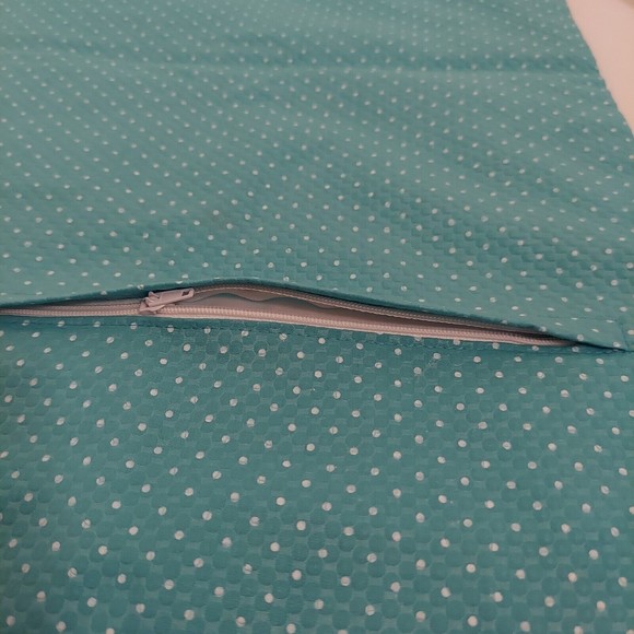 Set Of 2 Sunbonnet Sue Sam Pillow Covers Green White Pink Orange Brown 17 x 17 - Picture 9 of 16